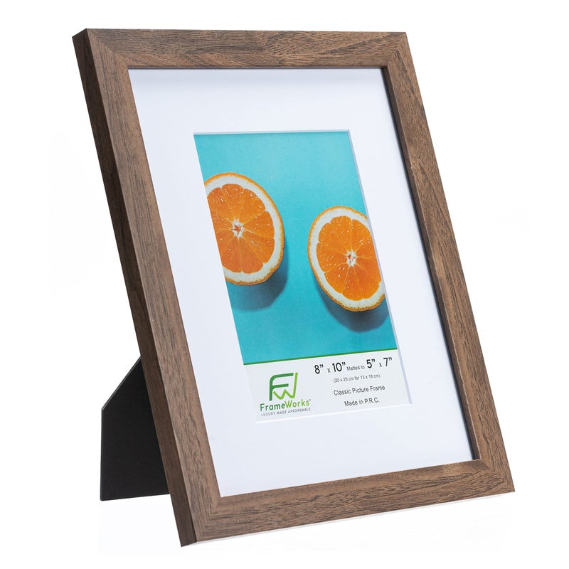 FrameWorks 2-Pack، 8x10 إطار صورة غير لامع إلى 5x7، بلوط داكن - إطار صورة كلاسيكي مع زجاج مقسى، إطار صورة بحواف نظيفة، إطار ملصق بلمسة نهائية بيضاء غير لامعة، إطار شهادة - Image 2